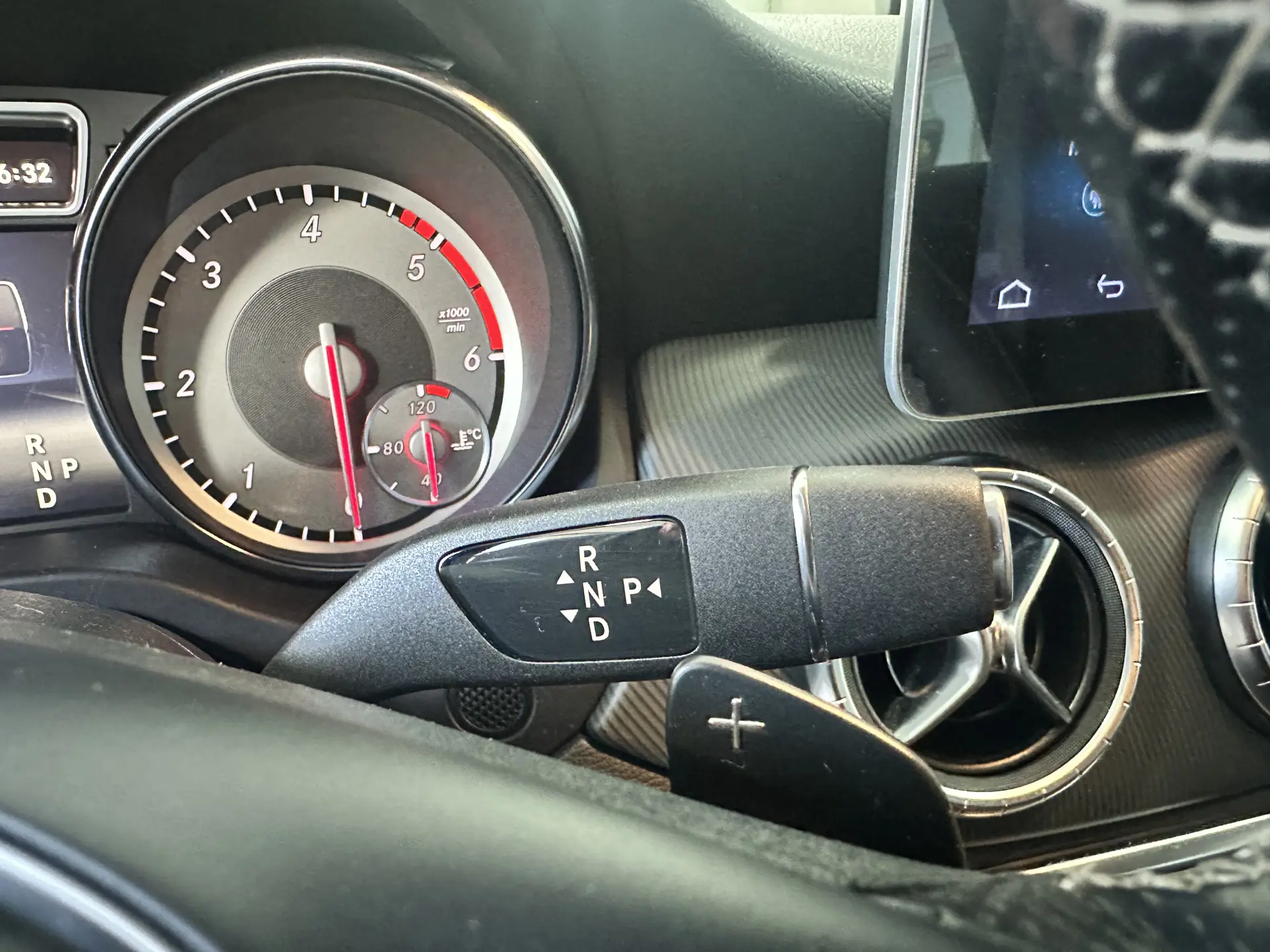 Mercedes-Benz CLA 200 d Shooting Brake Aut. 17