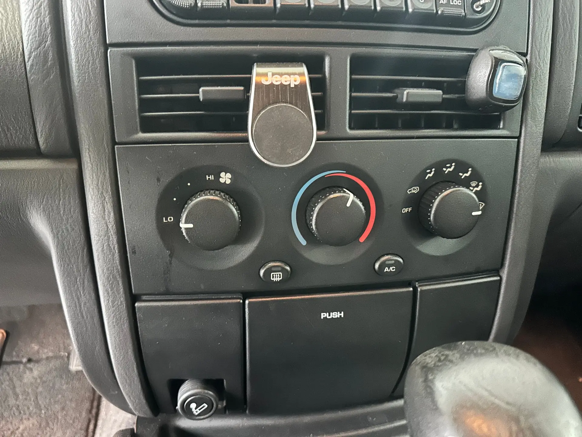 Jeep Grand Cherokee 3.1 TD Laredo 16