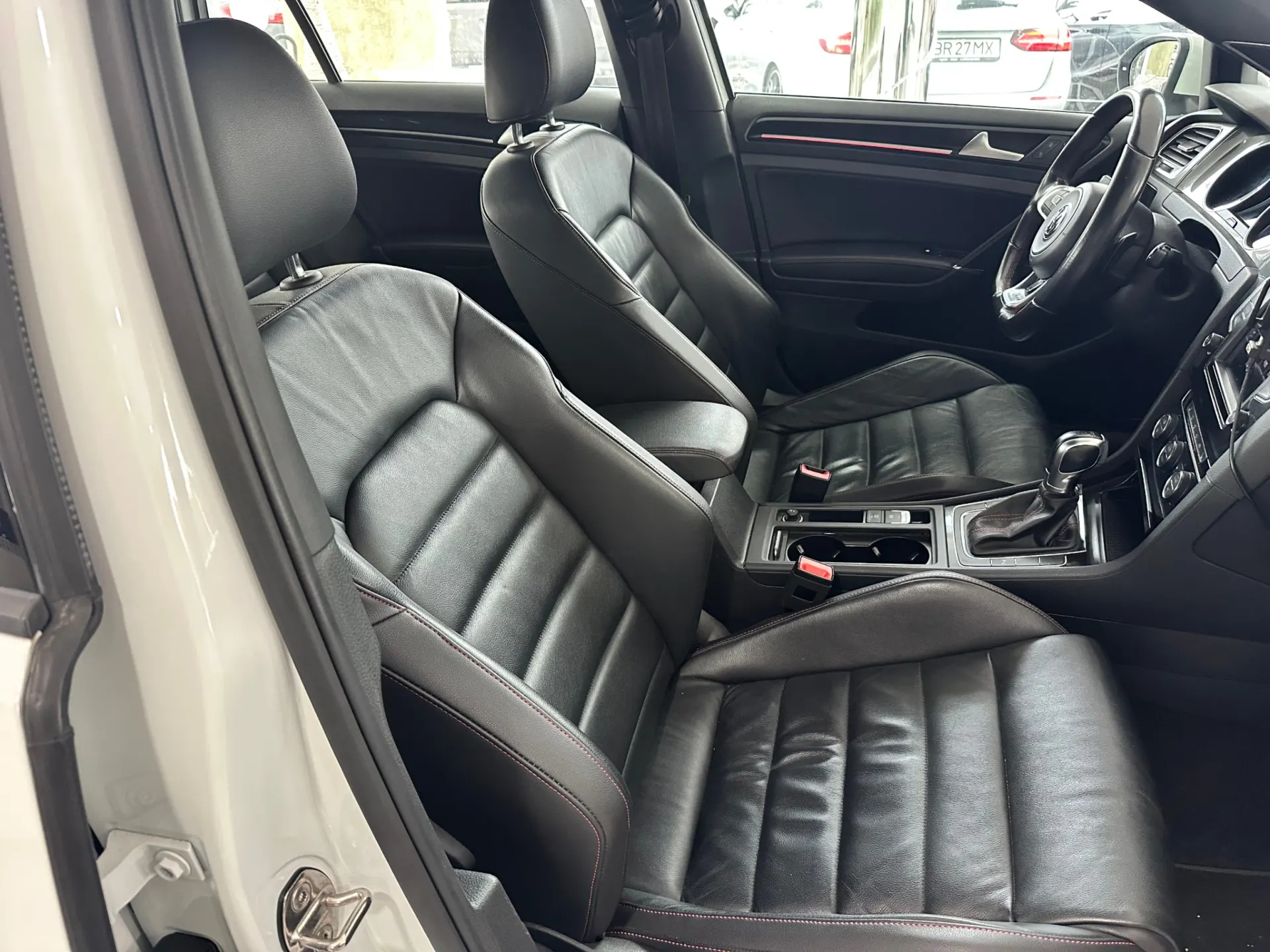 Volkswagen Golf 2.0 TSI GTI DSG 23