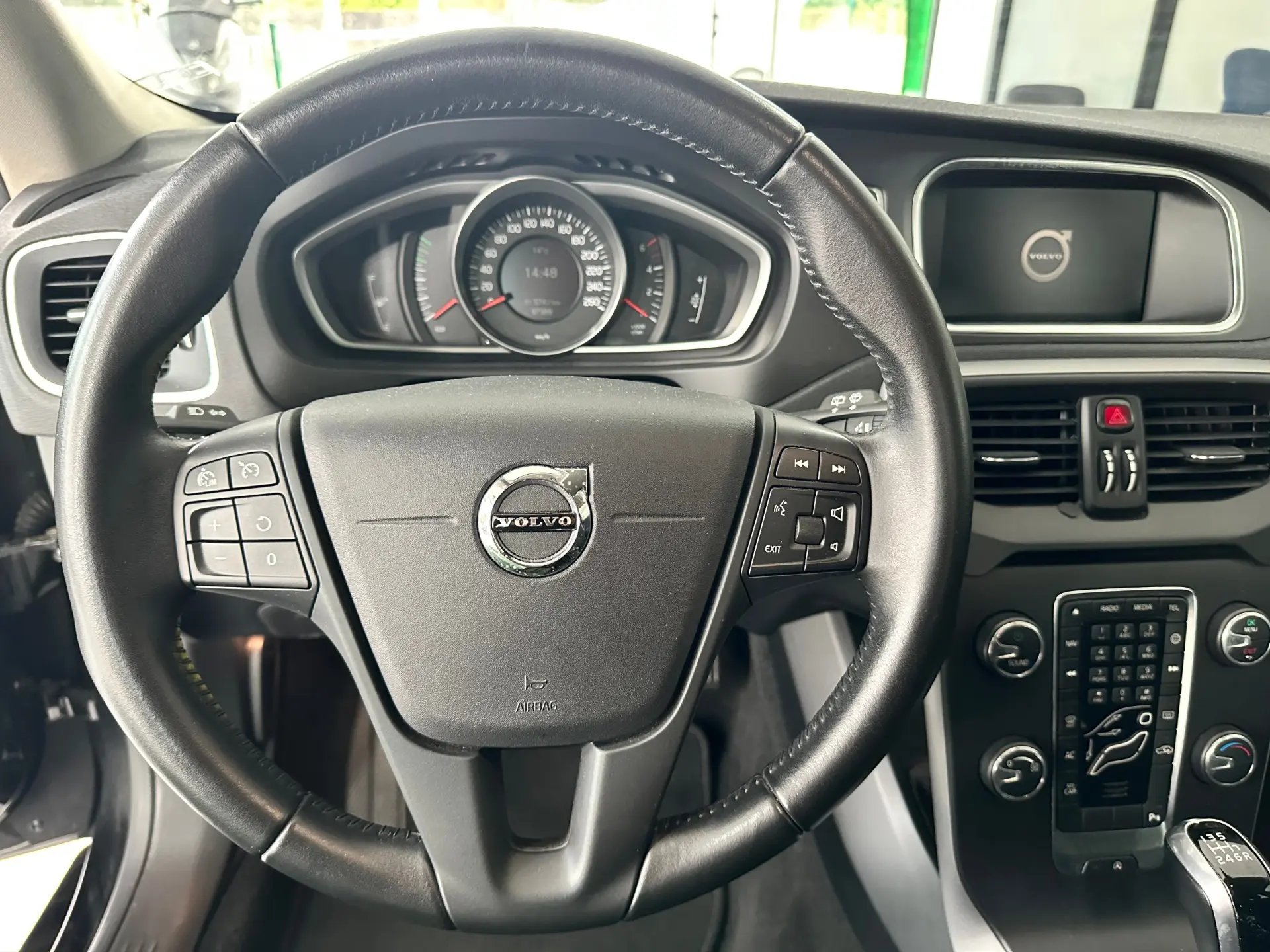 Volvo V40 2.0 D2 Kinetic 10