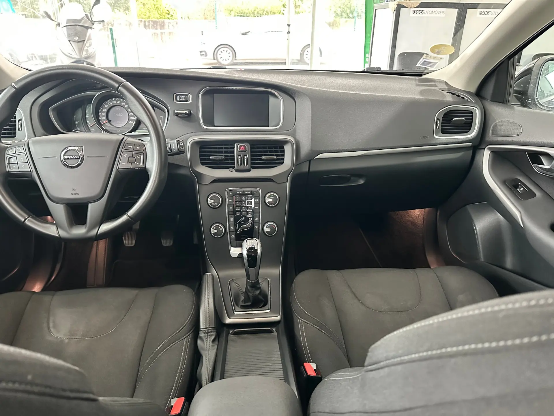 Volvo V40 2.0 D2 Kinetic 22
