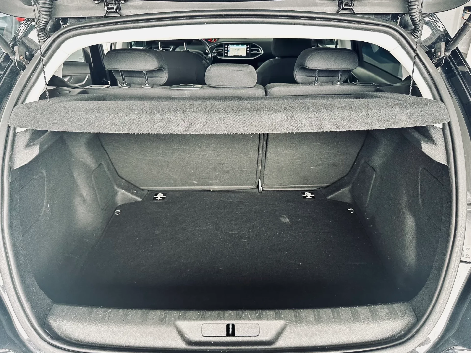 Peugeot 308 26