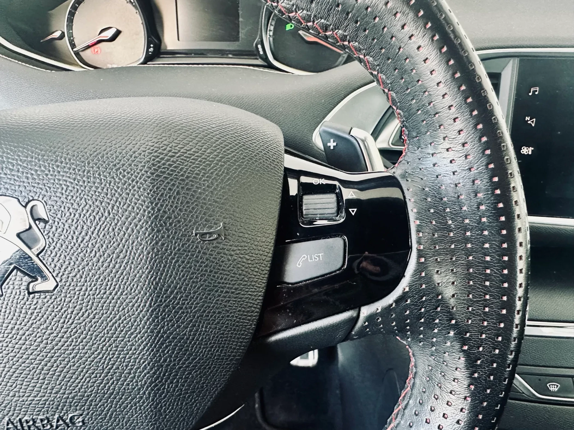 Peugeot 308 SW 11