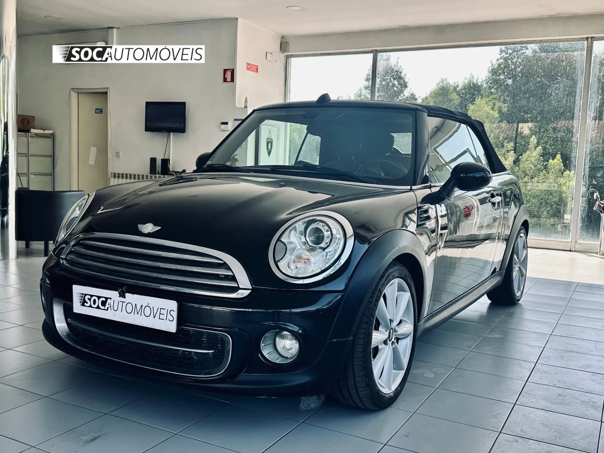 MINI 3 Portas Cooper D cabrio 3
