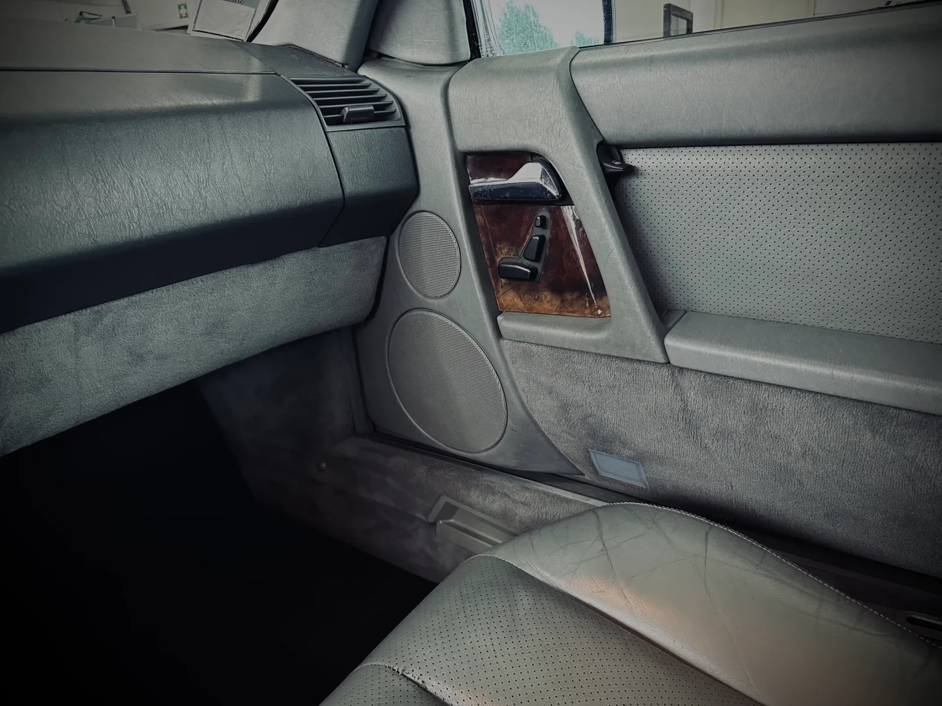 Mercedes-Benz SL 300 19