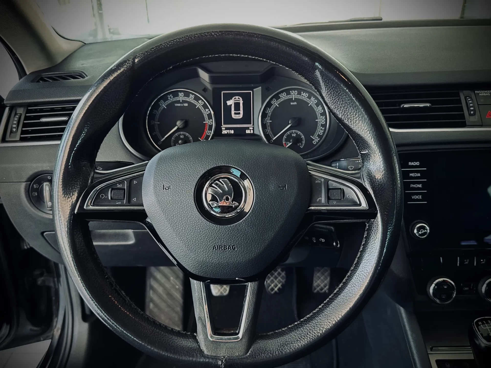 Skoda Octavia 2.0 TDI Elegance 10