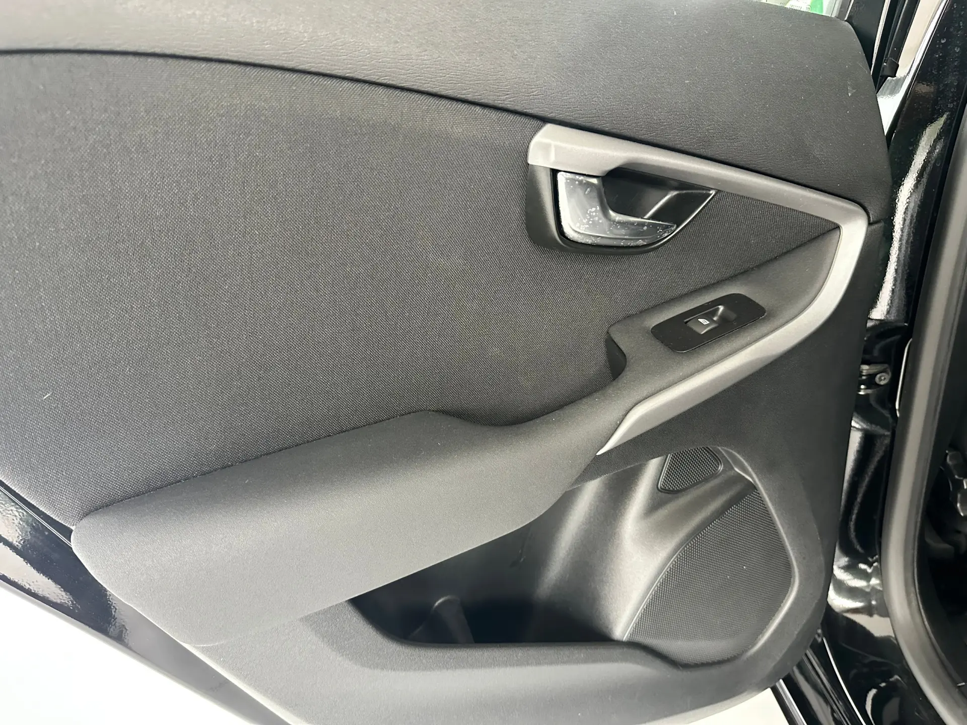 Volvo V40 2.0 D2 Kinetic 24