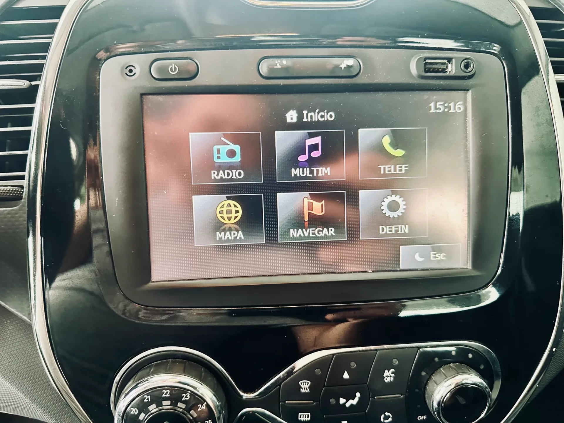 Renault Captur 11