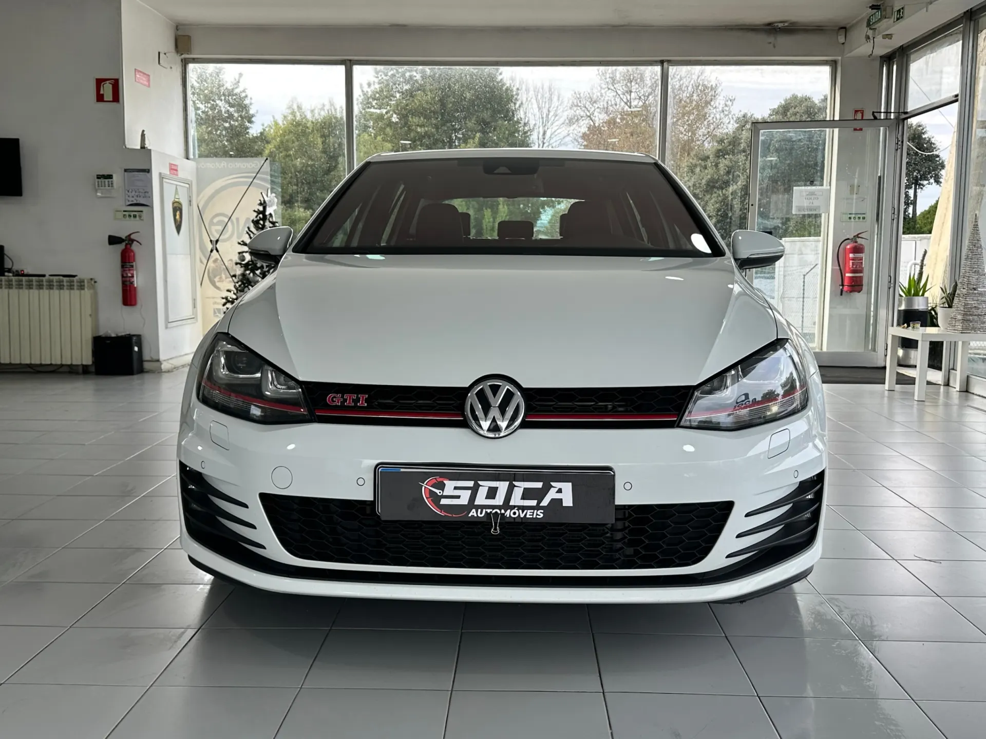 Volkswagen Golf 2.0 TSI GTI DSG 2
