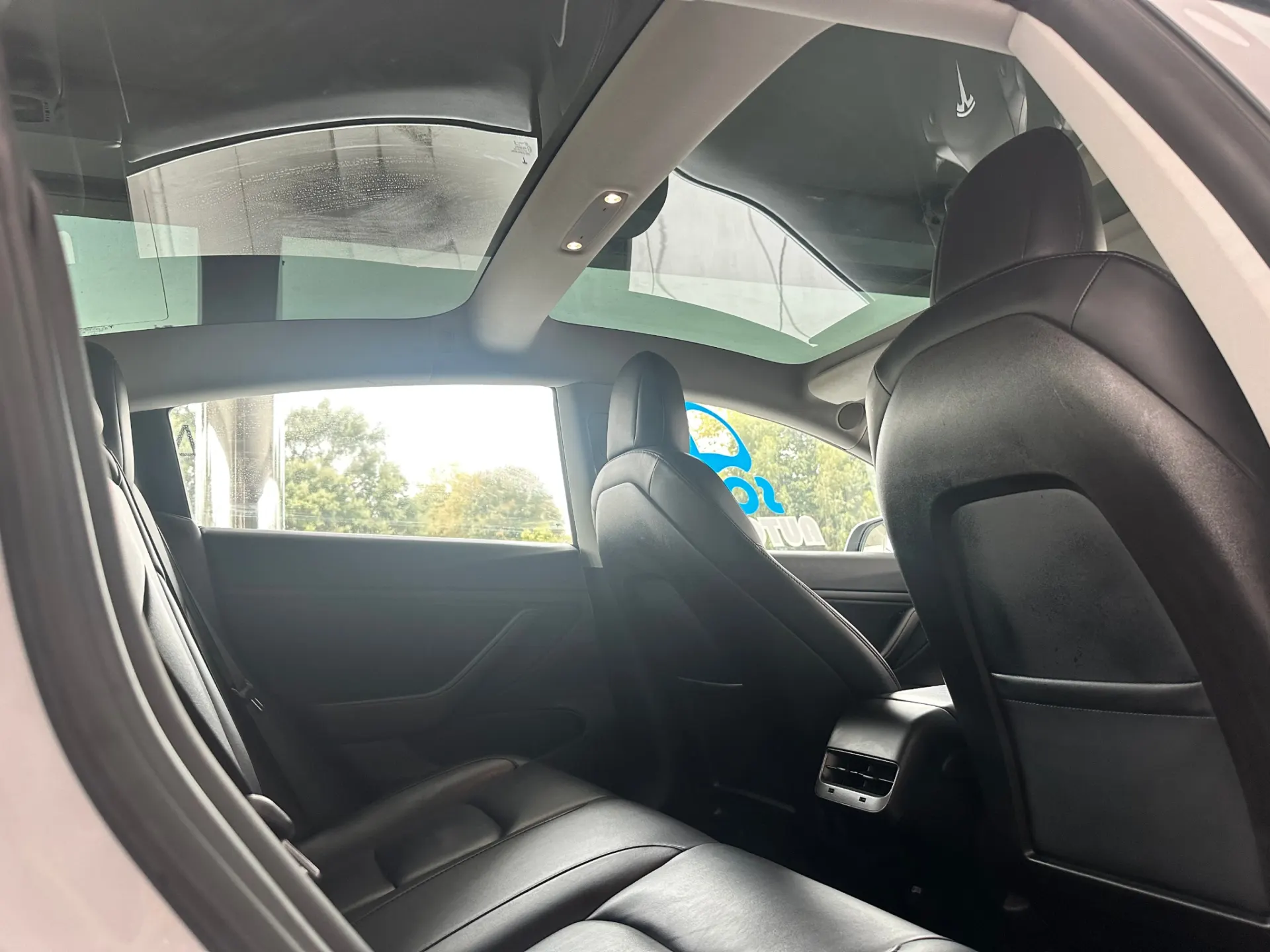 Tesla Model 3 Standard Range Plus RWD 24
