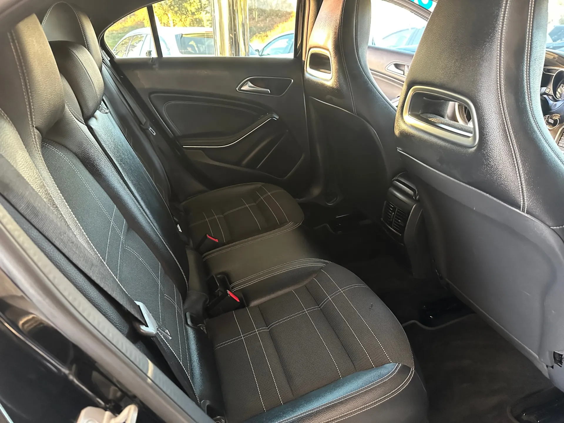 Mercedes-Benz A 180 d Urban Aut. 25