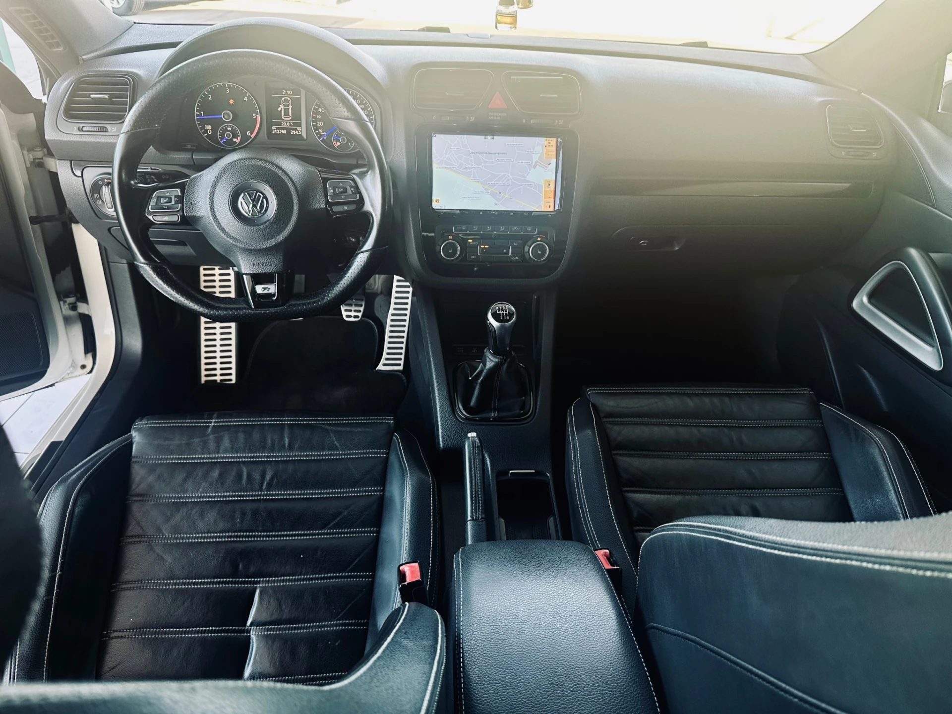 Volkswagen Scirocco 2.0 TDI R-Line 19