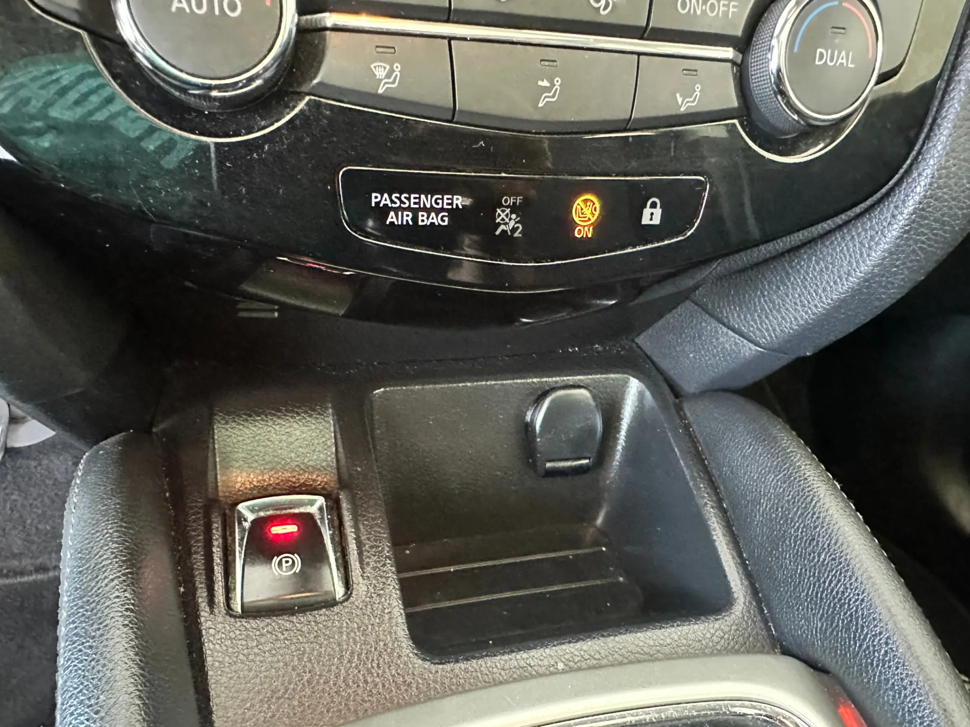 Nissan Qashqai 1.5 dCi Tekna Premium 20