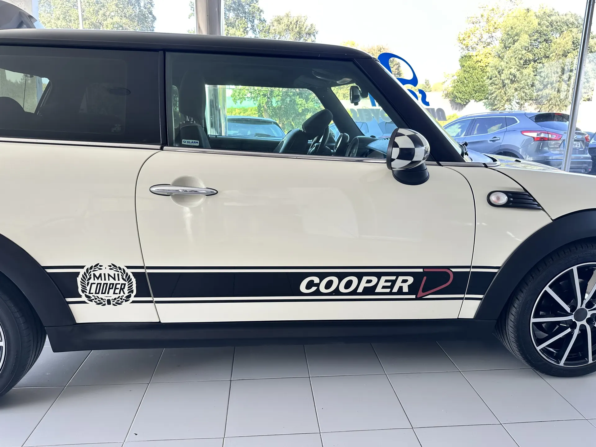 MINI 3 Portas Cooper D 27