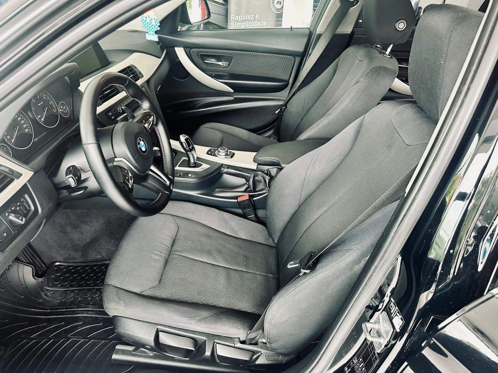BMW 320 d Touring EfficientDynamics Line Sport Auto 32