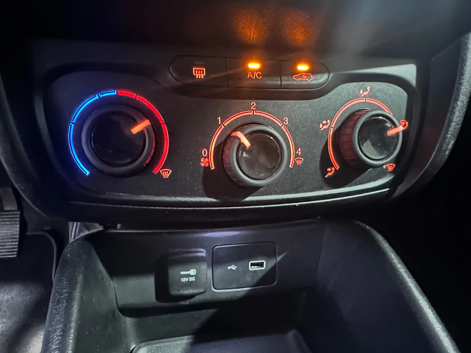 Fiat Tipo Station Wagon 1.6 M-Jet Lounge 15