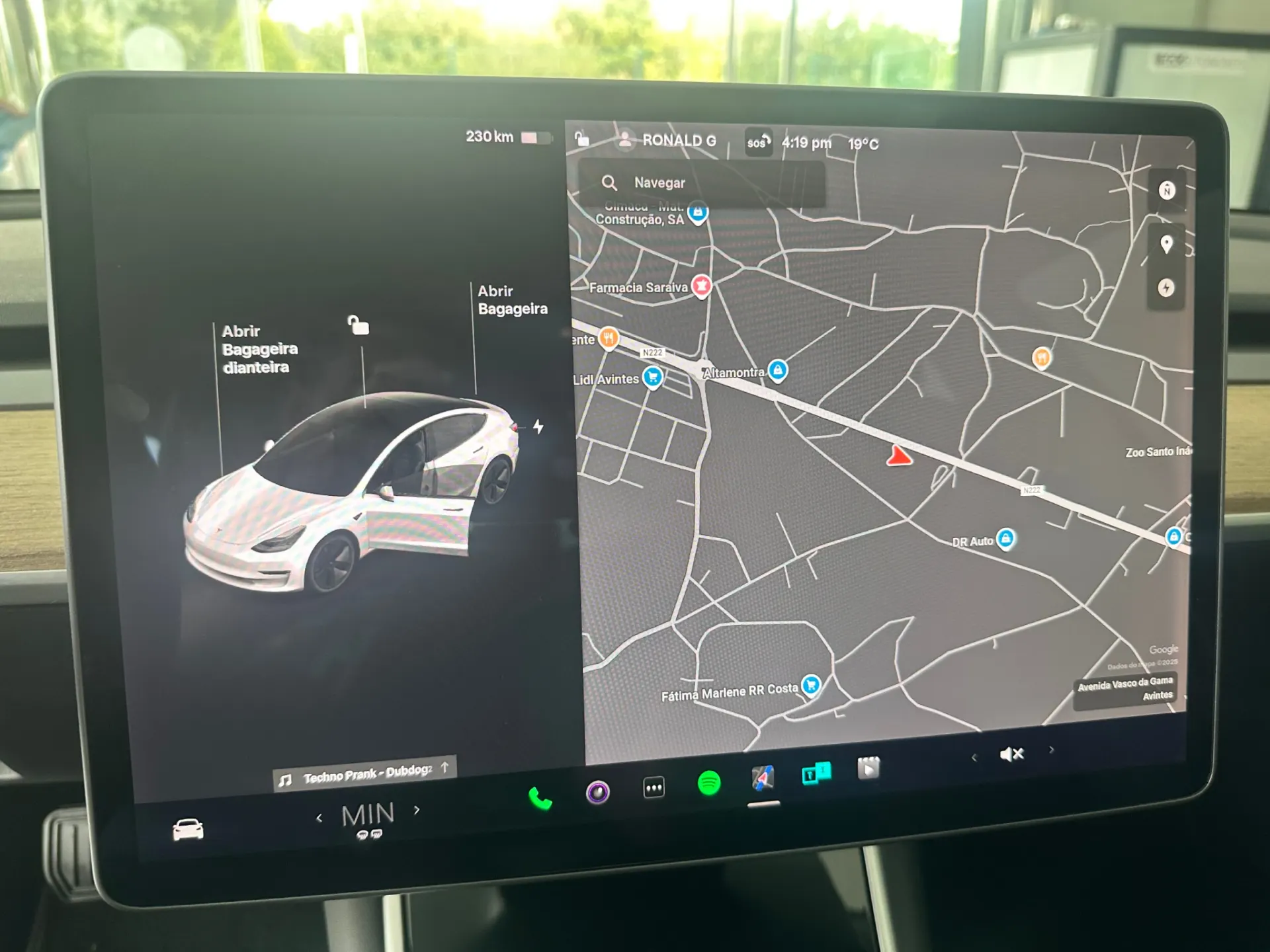 Tesla Model 3 Standard Range Plus RWD 12