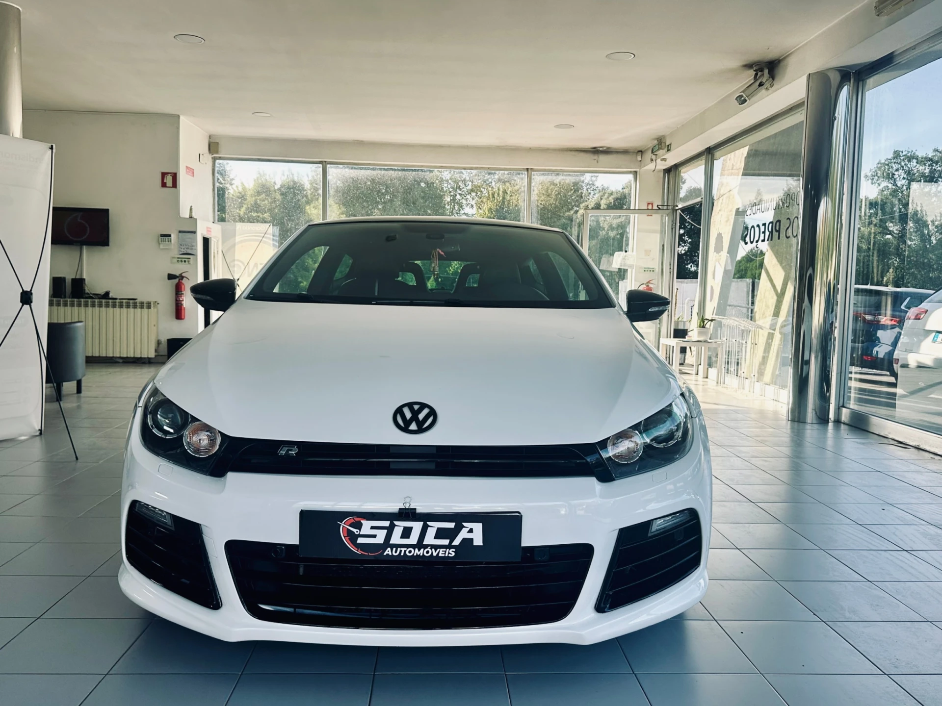 Volkswagen Scirocco 2.0 TDI R-Line 2
