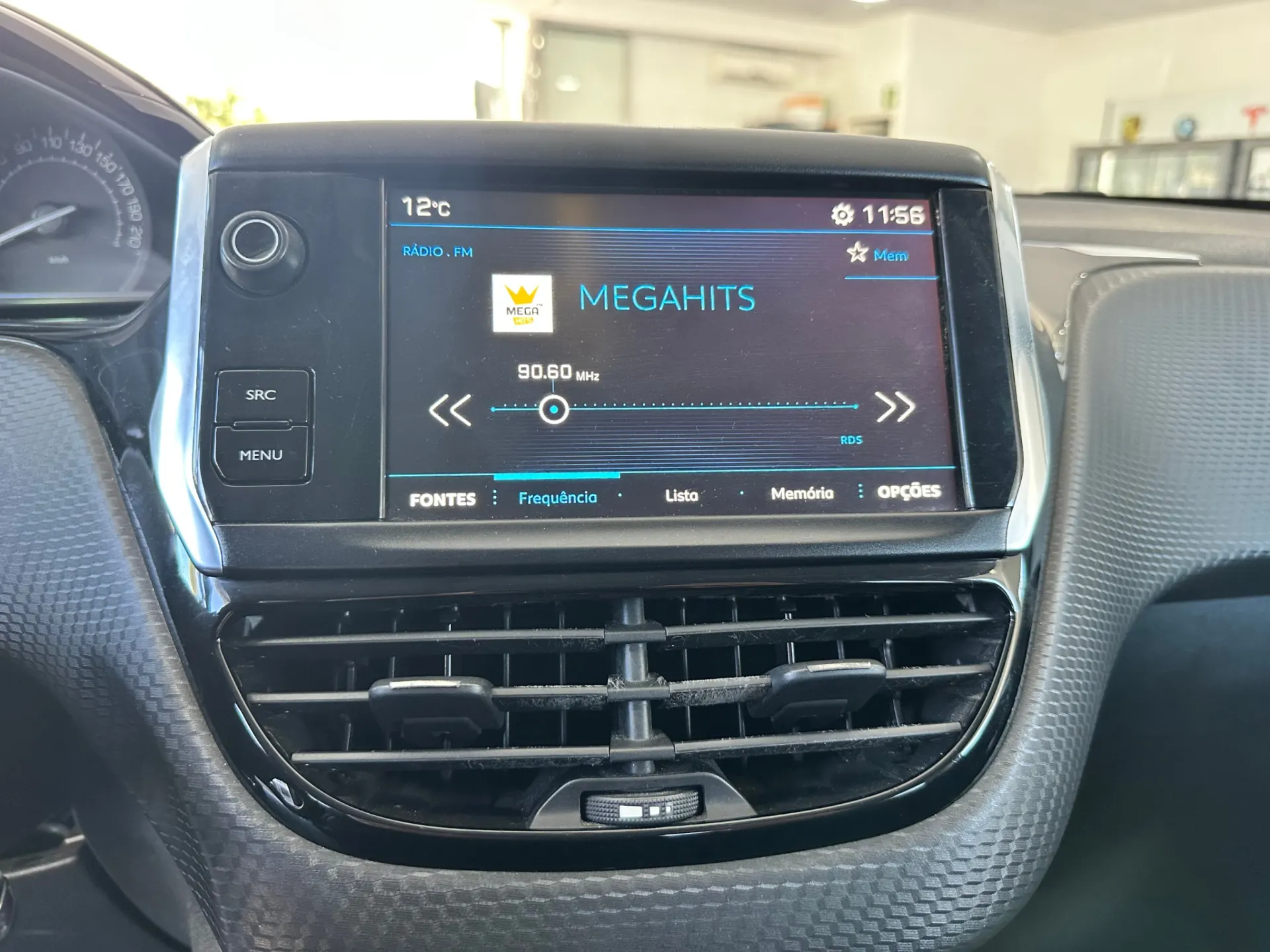 Peugeot 208 1.2 PureTech Style 14