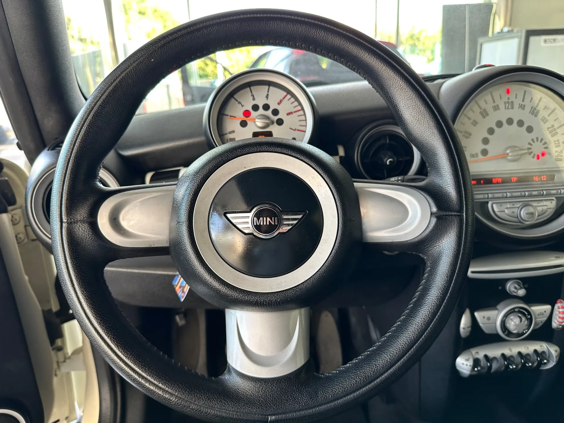 MINI 3 Portas Cooper D 11