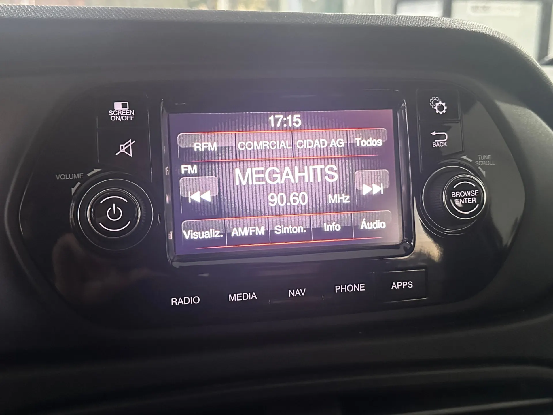 Fiat Tipo Station Wagon 1.6 M-Jet Lounge 12