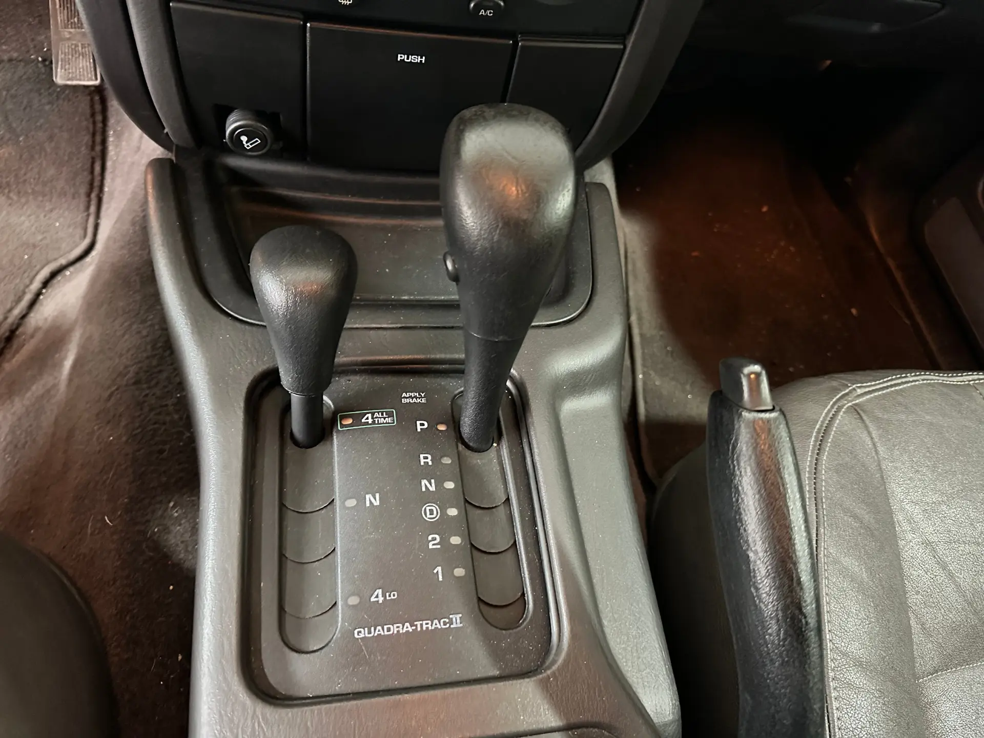 Jeep Grand Cherokee 3.1 TD Laredo 17