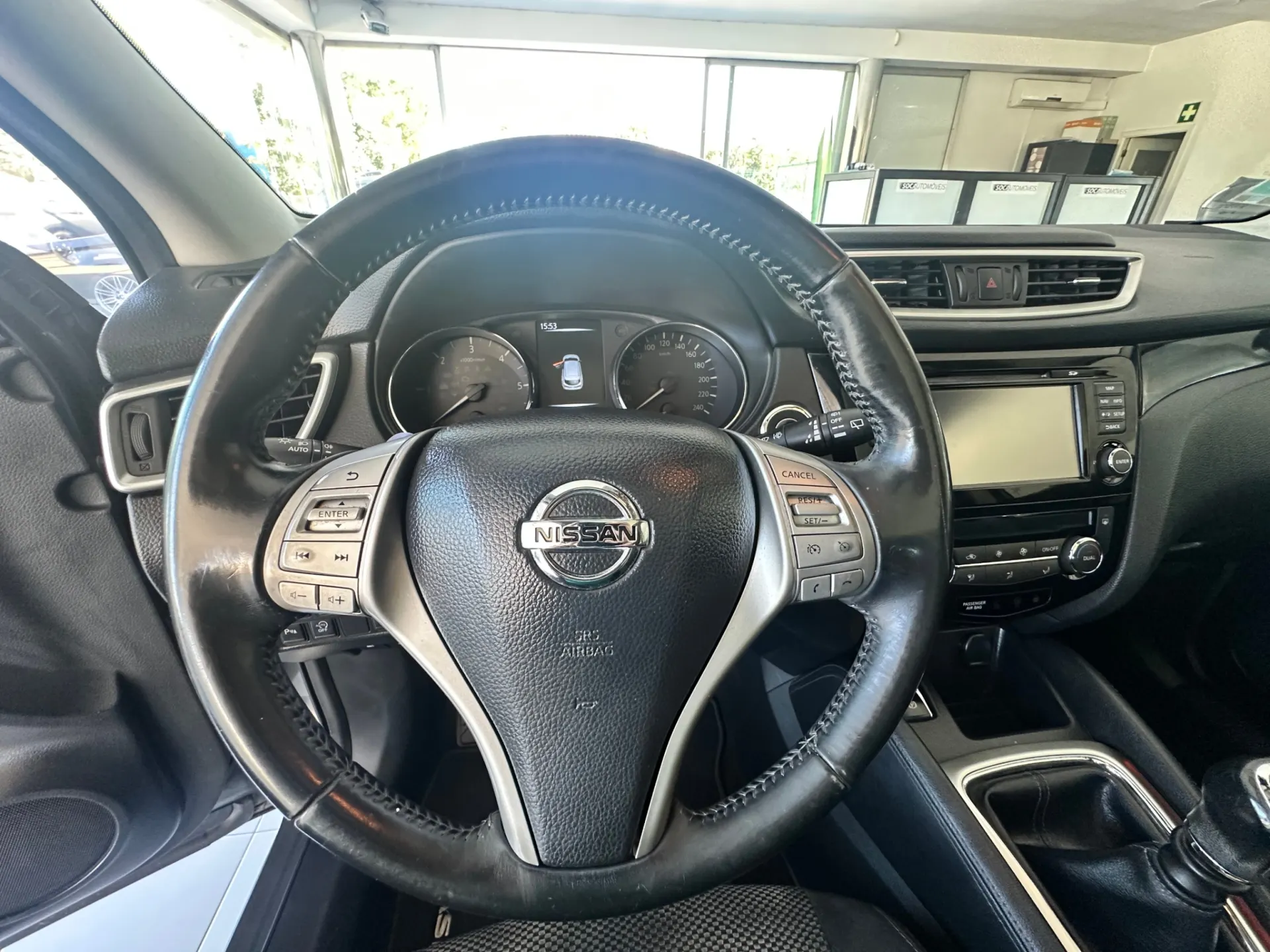 Nissan Qashqai 1.5 dCi Tekna Premium 11