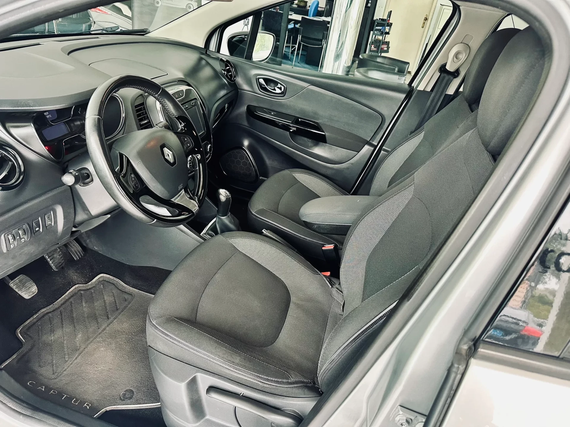 Renault Captur 8
