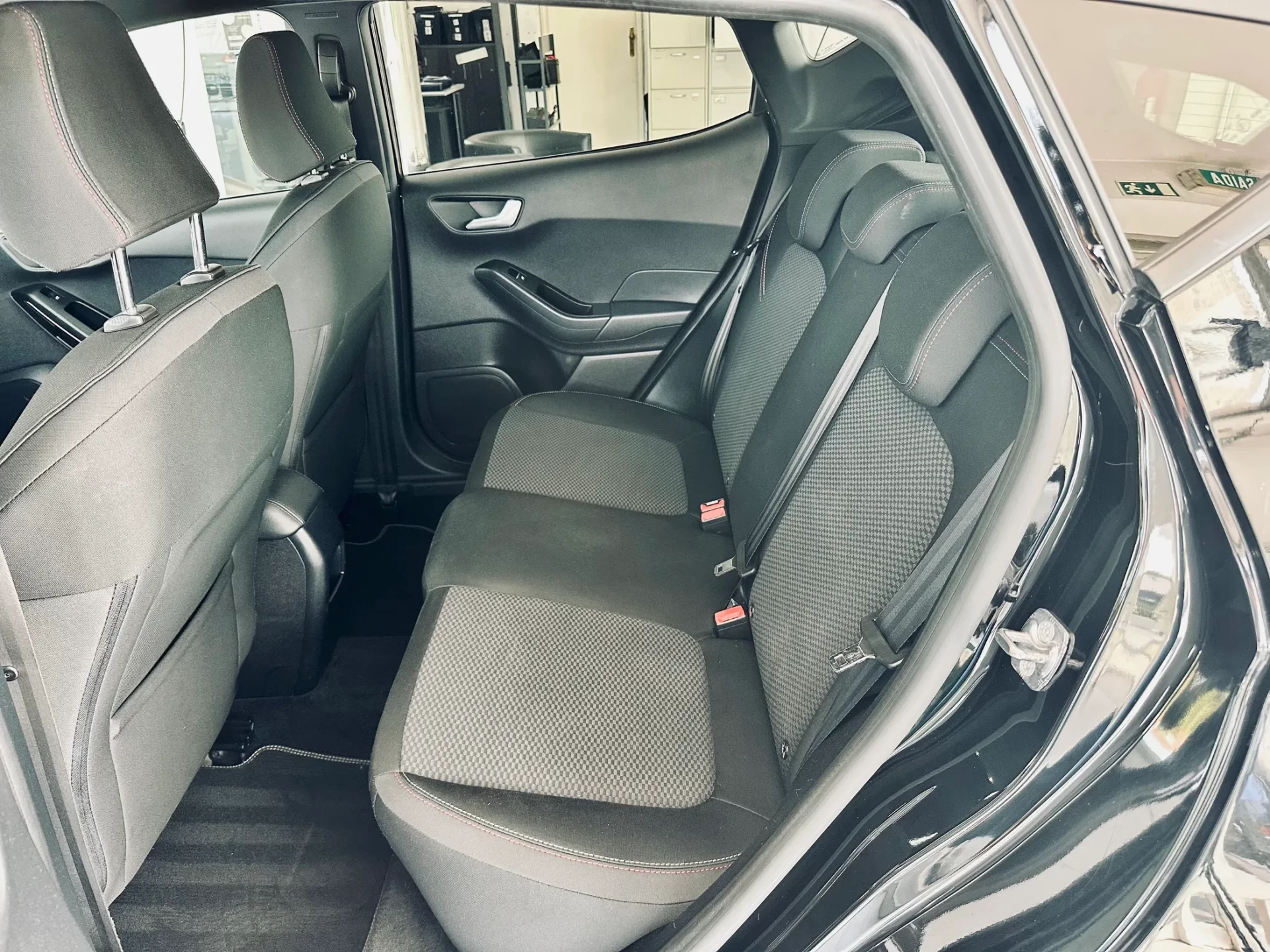 Ford Fiesta 21