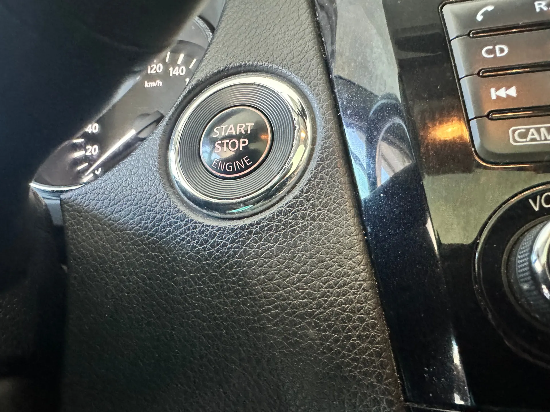 Nissan Qashqai 1.5 dCi Tekna Premium 13