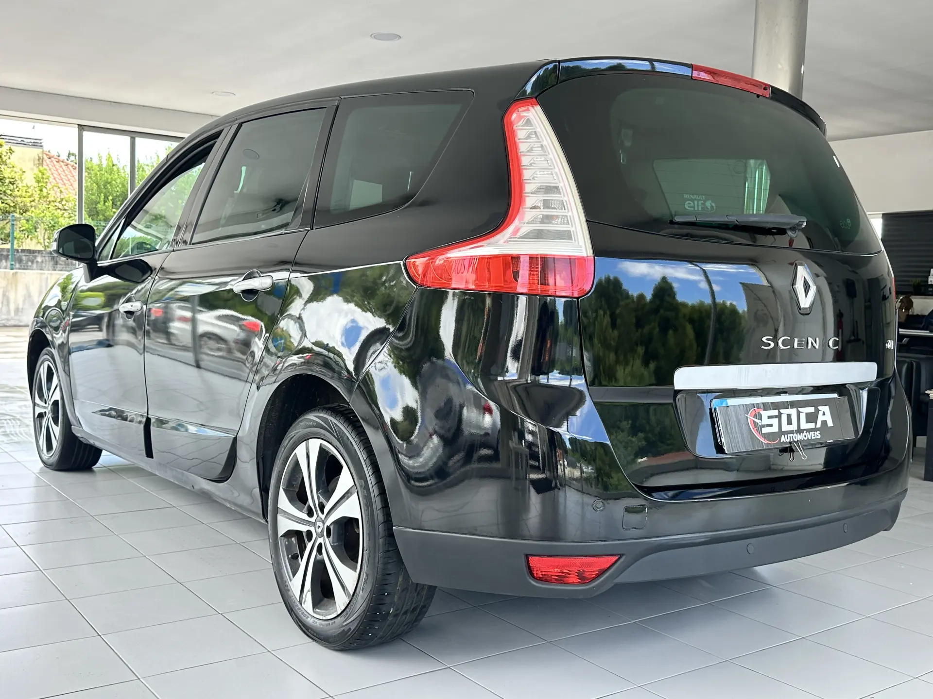 Renault Scénic 1.5 dCi Bose Edition SS 5