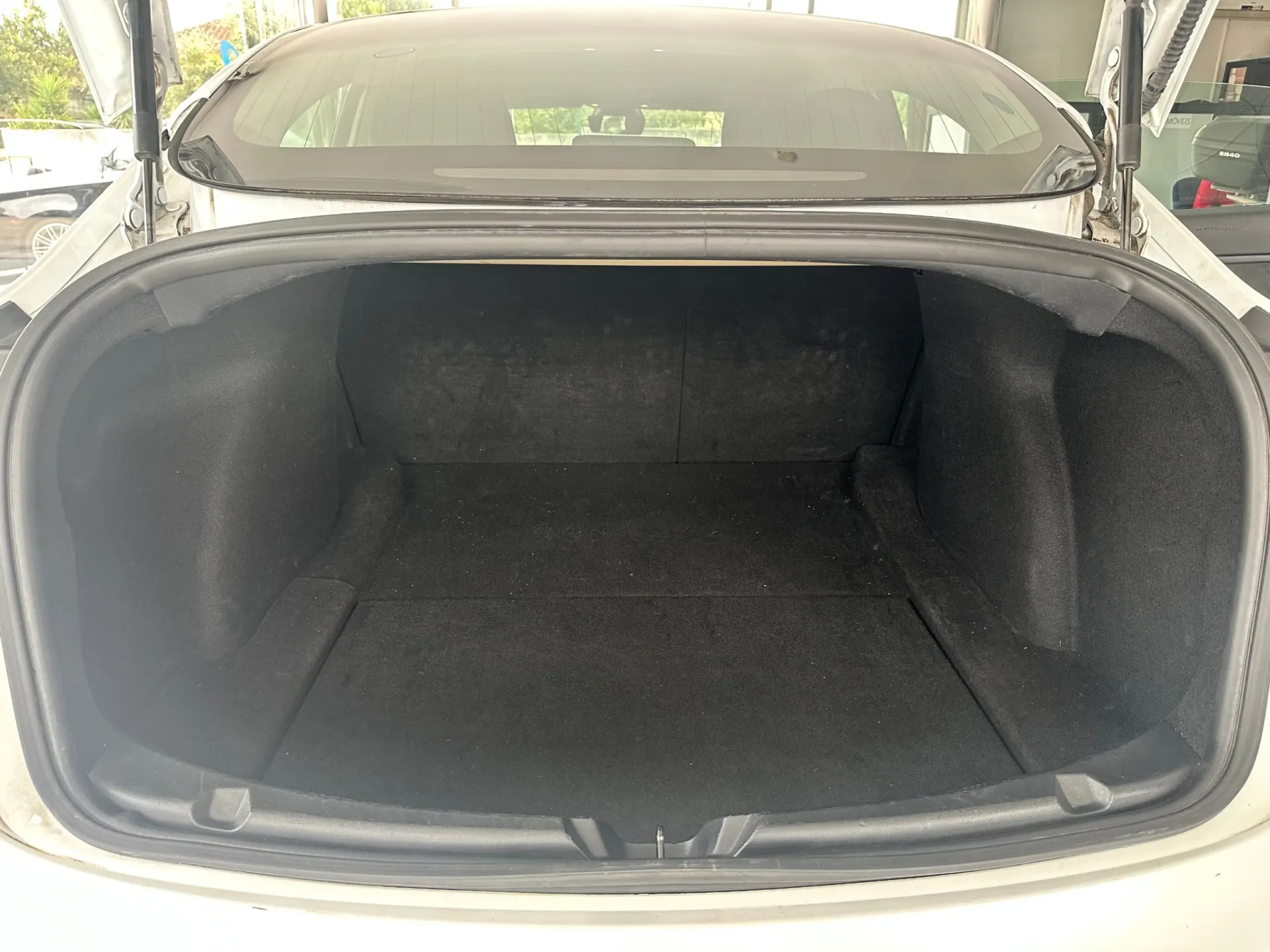 Tesla Model 3 Standard Range Plus RWD 26