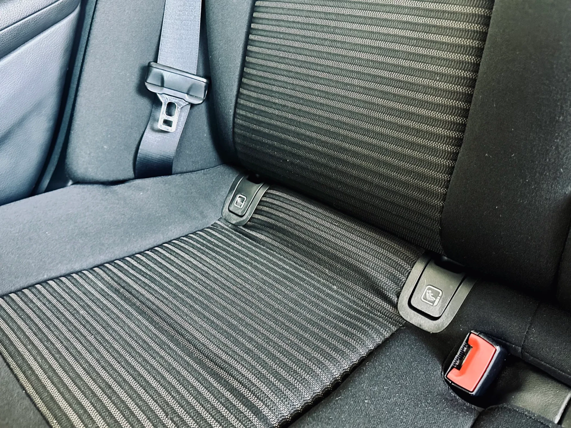 Mercedes-Benz E 220 34