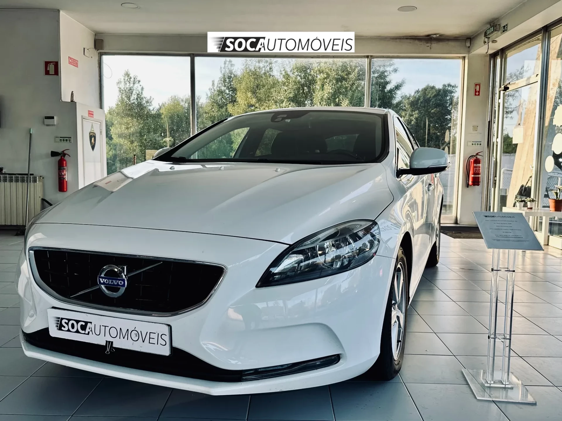 Volvo V40 1