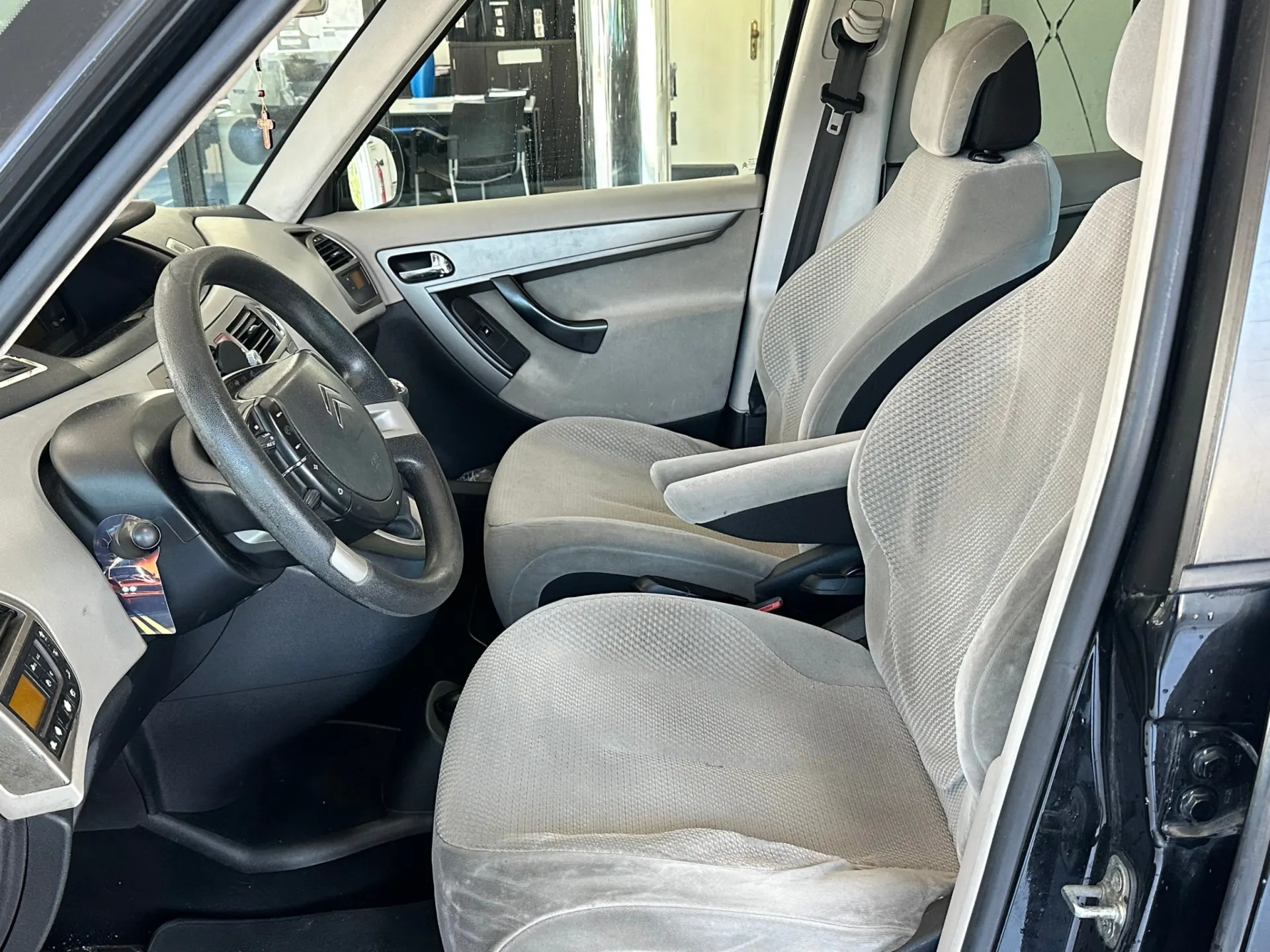 Citroën C4 Picasso 1.6 HDi Dynamique 9