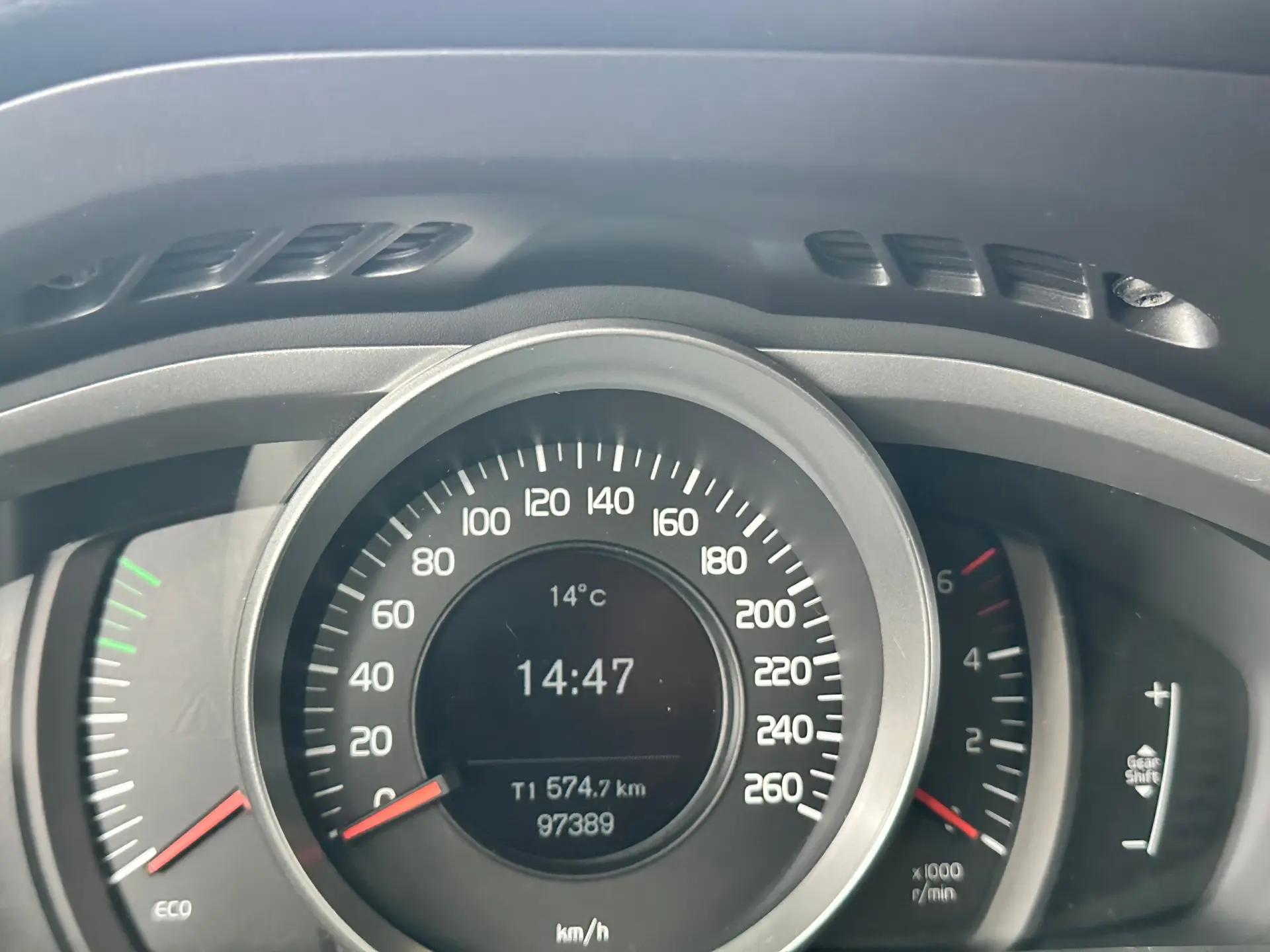 Volvo V40 2.0 D2 Kinetic 13