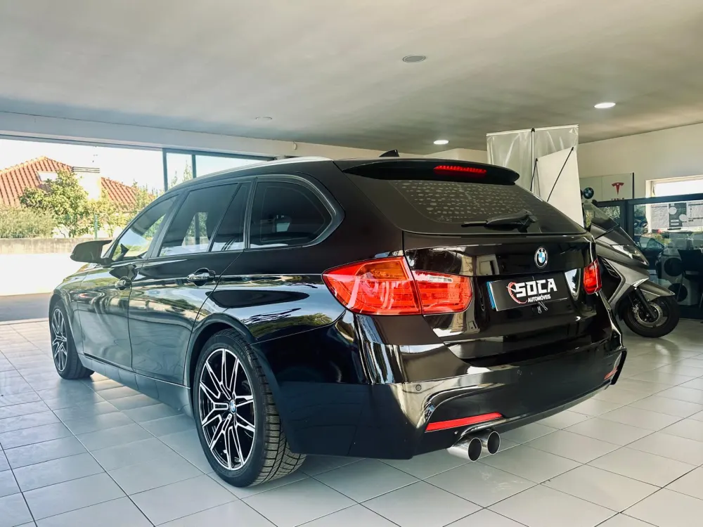 BMW 320 d Touring EfficientDynamics Line Sport Auto 5
