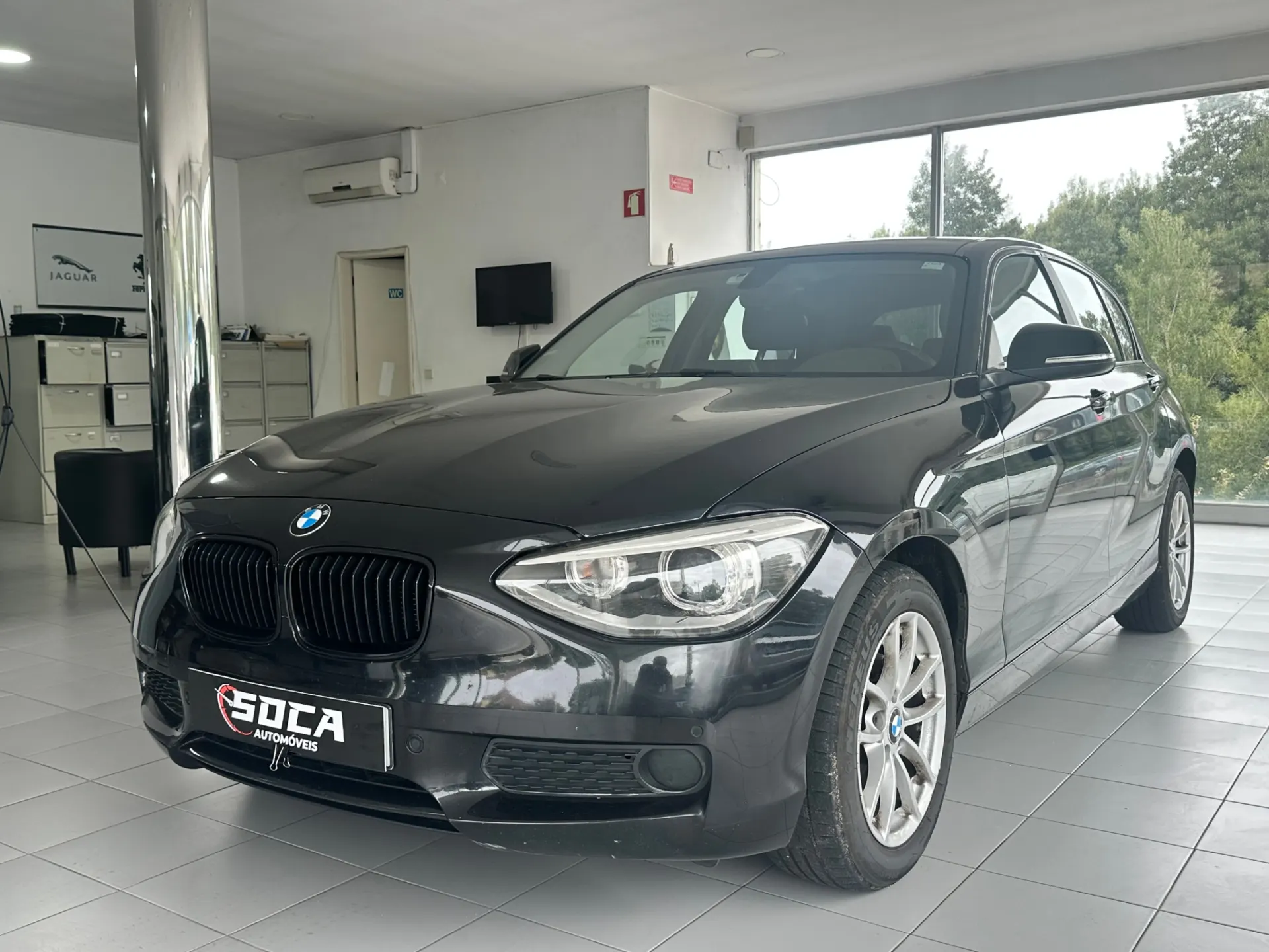 BMW 114 d Line Sport 4