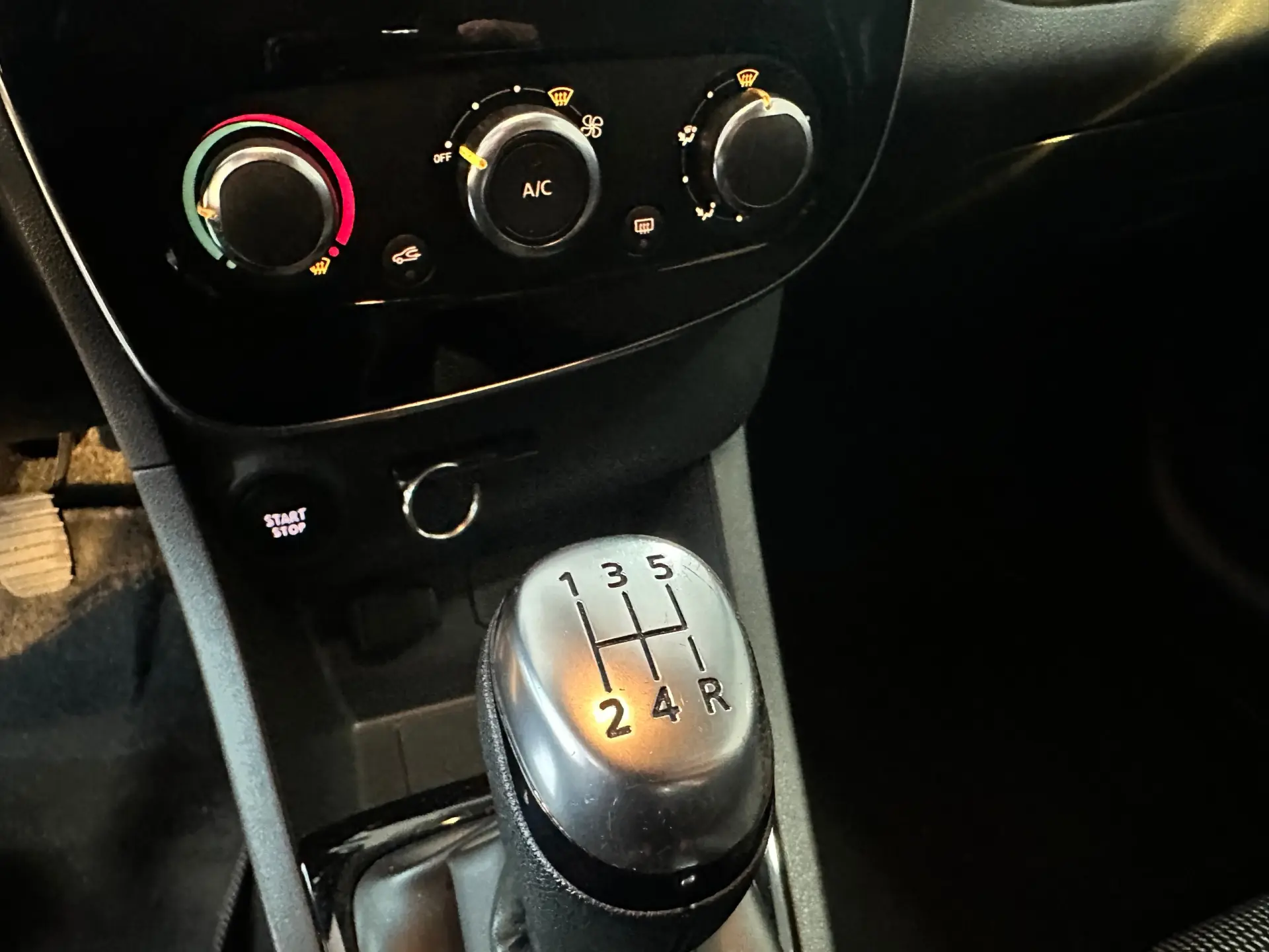 Renault Clio Sport Tourer 0.9 TCe Limited 16