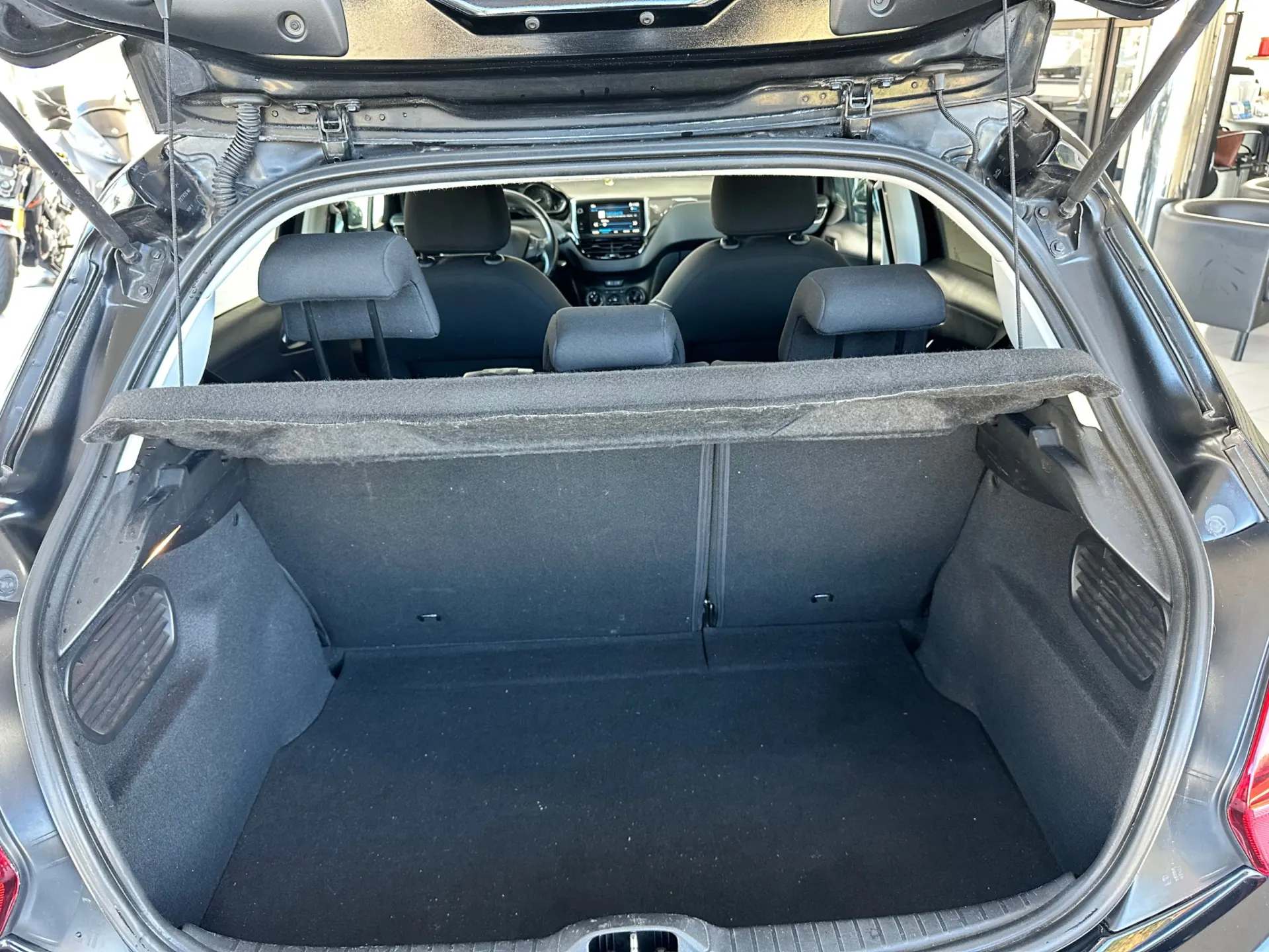 Peugeot 208 1.2 PureTech Style 24