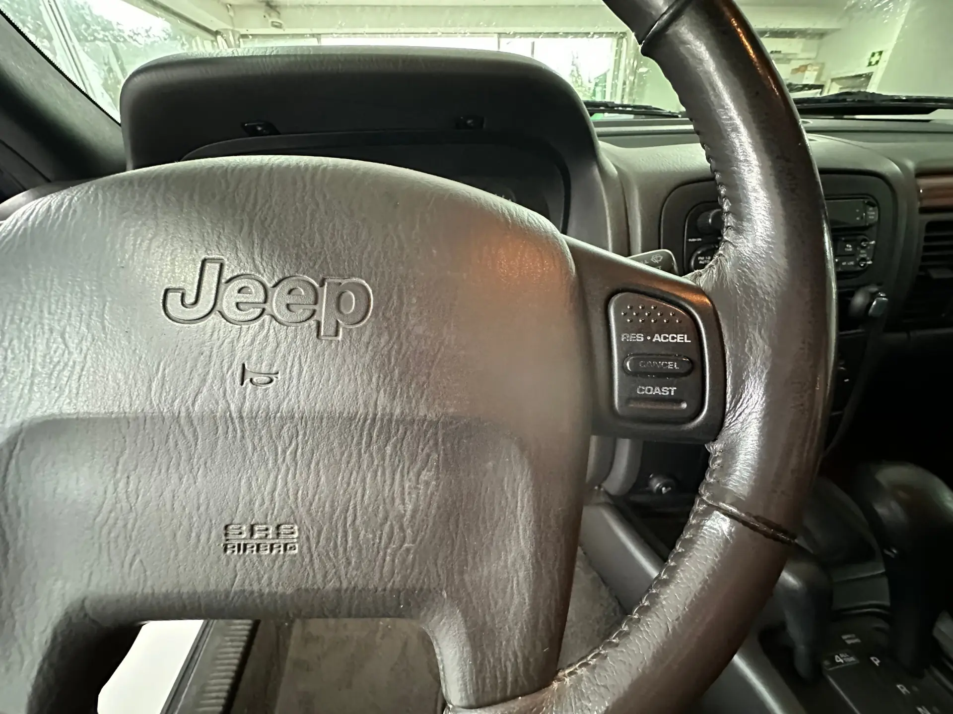 Jeep Grand Cherokee 3.1 TD Laredo 13