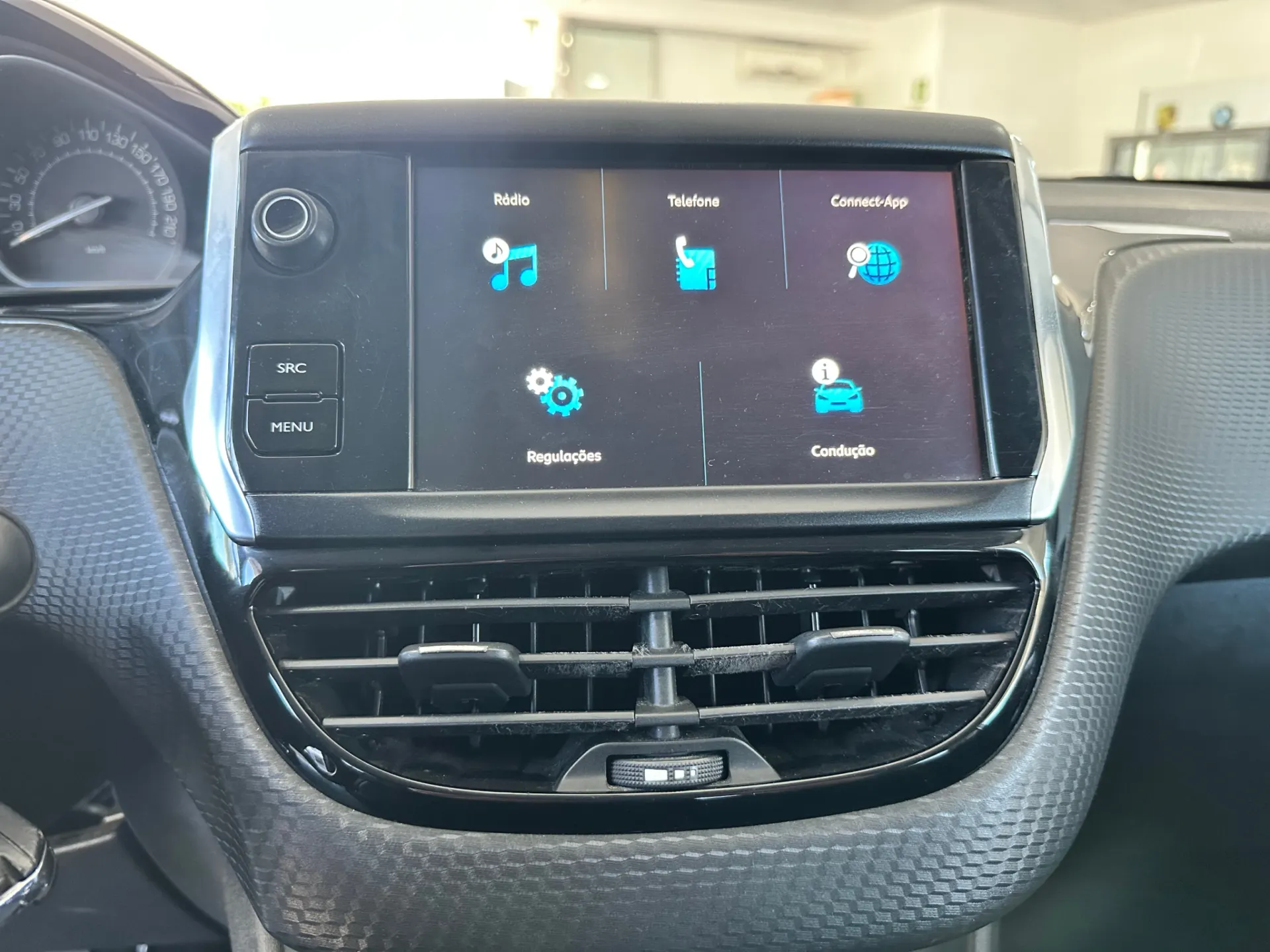 Peugeot 208 1.2 PureTech Style 15