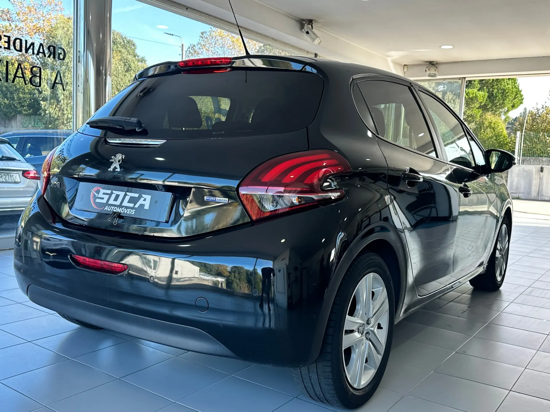 Peugeot 208 1.2 PureTech Style 5