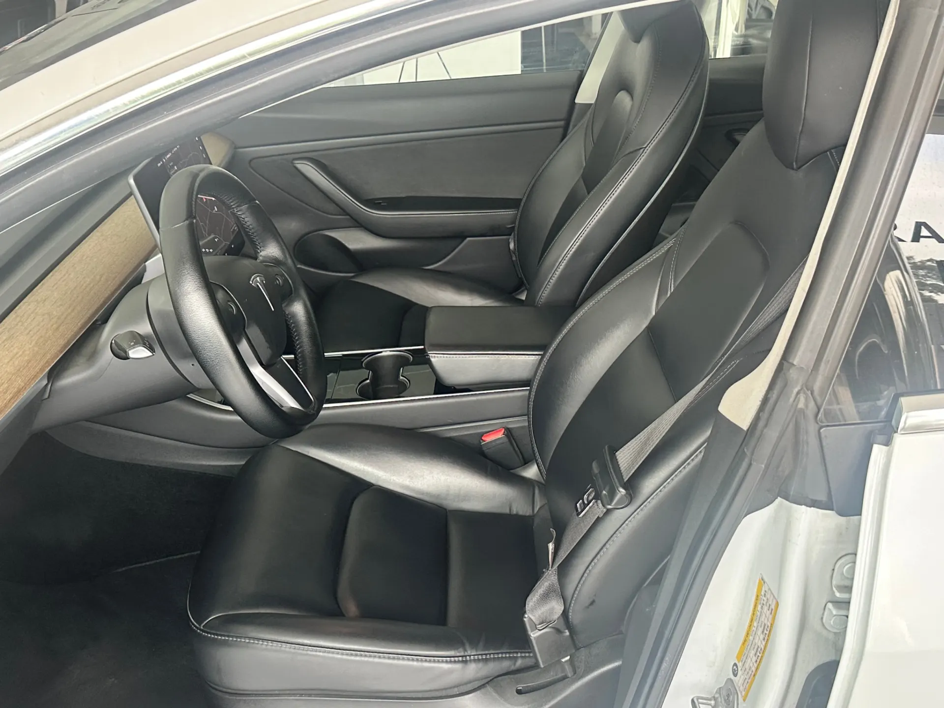 Tesla Model 3 Standard Range Plus RWD 10