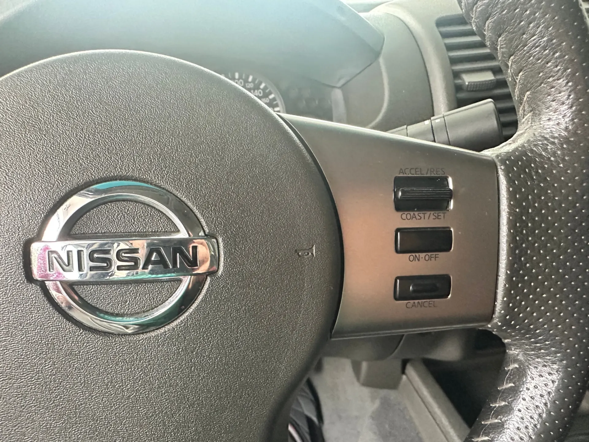 Nissan Navara 2.5 dCi CD 3.5T SE+BDT 19