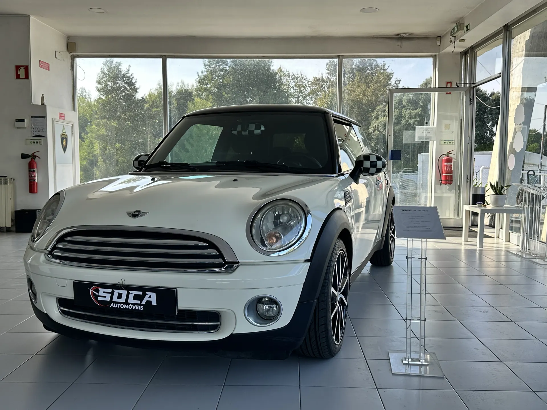 MINI 3 Portas Cooper D 22