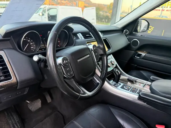 Land Rover Range Rover Sport HSE 31
