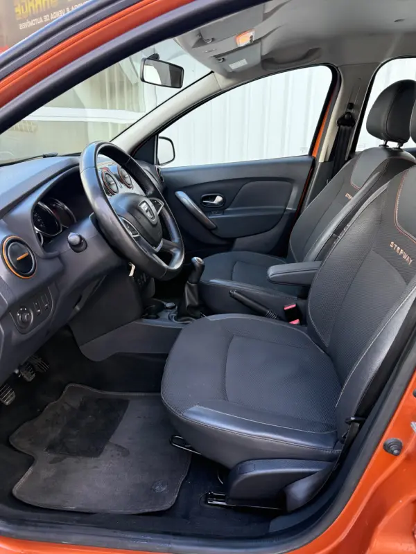 Dacia Sandero 0.9 TCe Stepway 4