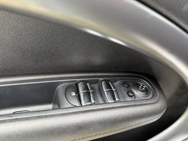 MINI Countryman Cooper SD ALL4 Auto 14