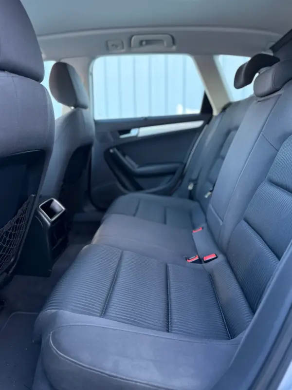 Audi A4 2.0 TDi Sport 11